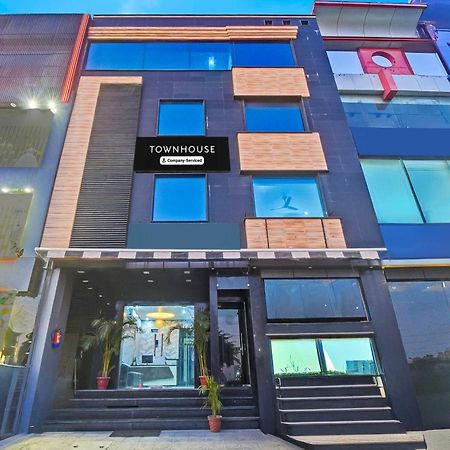 Super Townhouse Amrapali Circle Formerly Hotel Aqua Jaipur Exterior photo