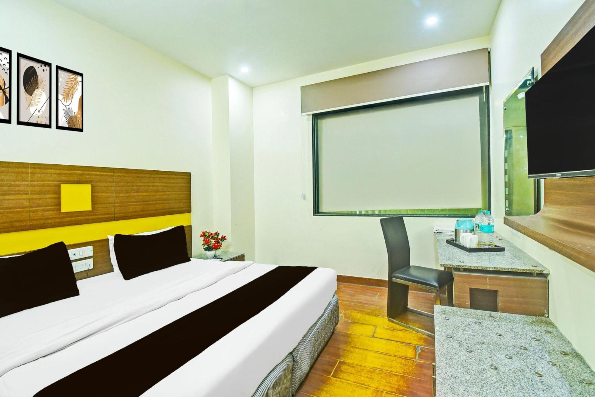Super Townhouse Amrapali Circle Formerly Hotel Aqua Jaipur Exterior photo