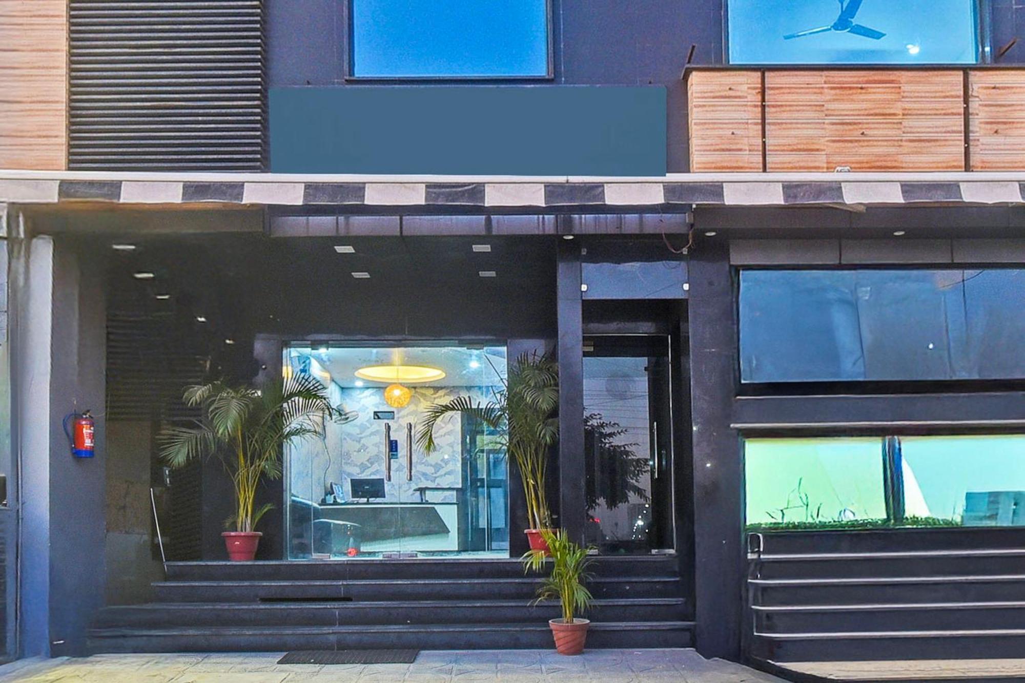 Super Townhouse Amrapali Circle Formerly Hotel Aqua Jaipur Exterior photo
