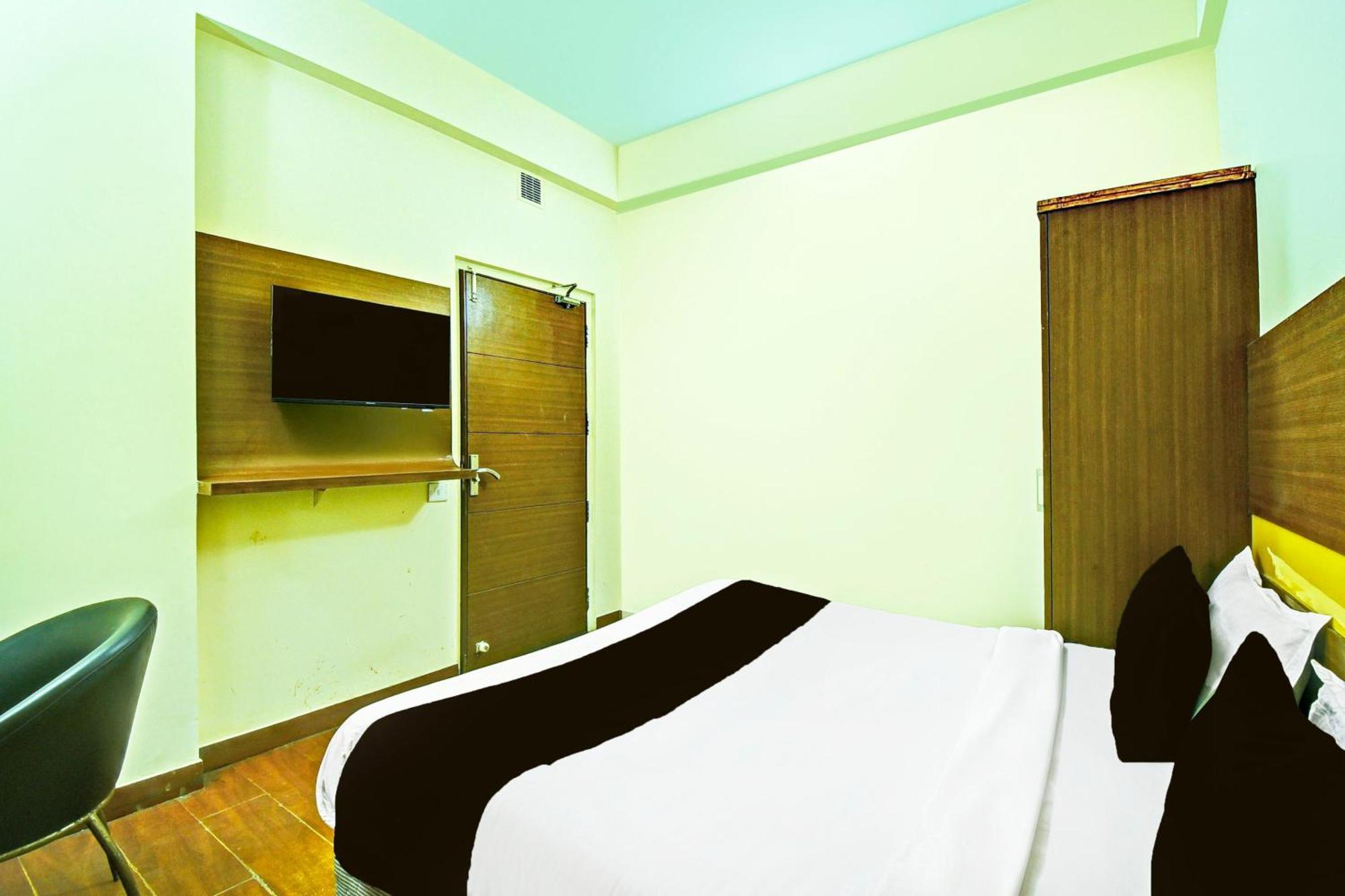 Super Townhouse Amrapali Circle Formerly Hotel Aqua Jaipur Exterior photo