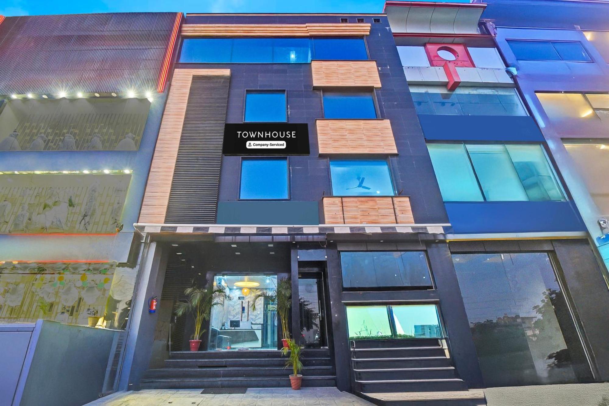 Super Townhouse Amrapali Circle Formerly Hotel Aqua Jaipur Exterior photo