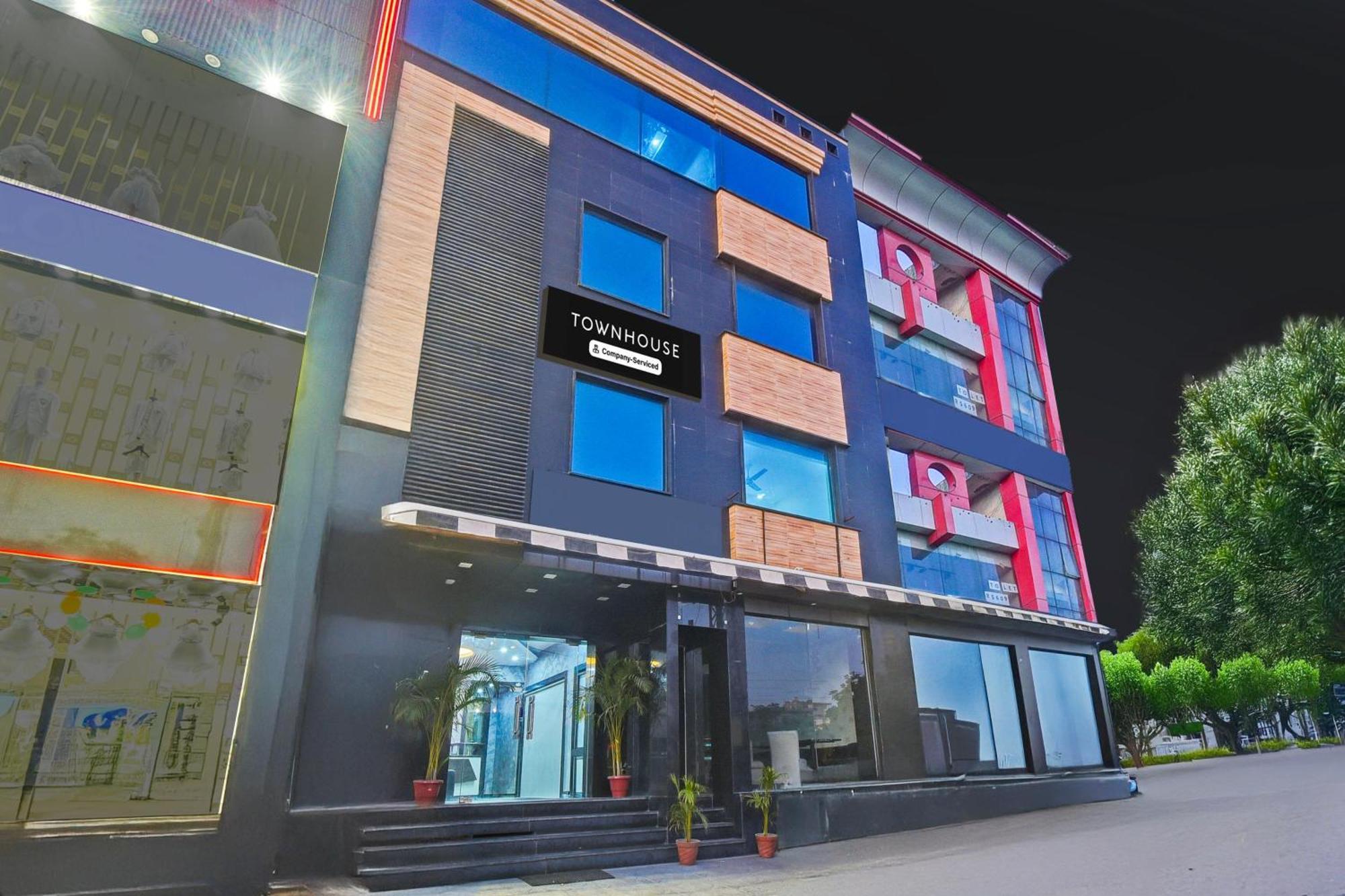 Super Townhouse Amrapali Circle Formerly Hotel Aqua Jaipur Exterior photo